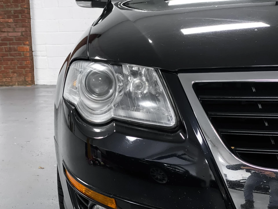 2010 Volkswagen Passat - Image 20 of 31