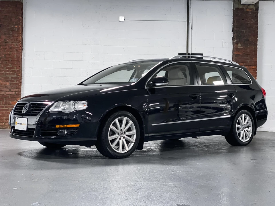 2010 Volkswagen Passat - Image 7 of 31