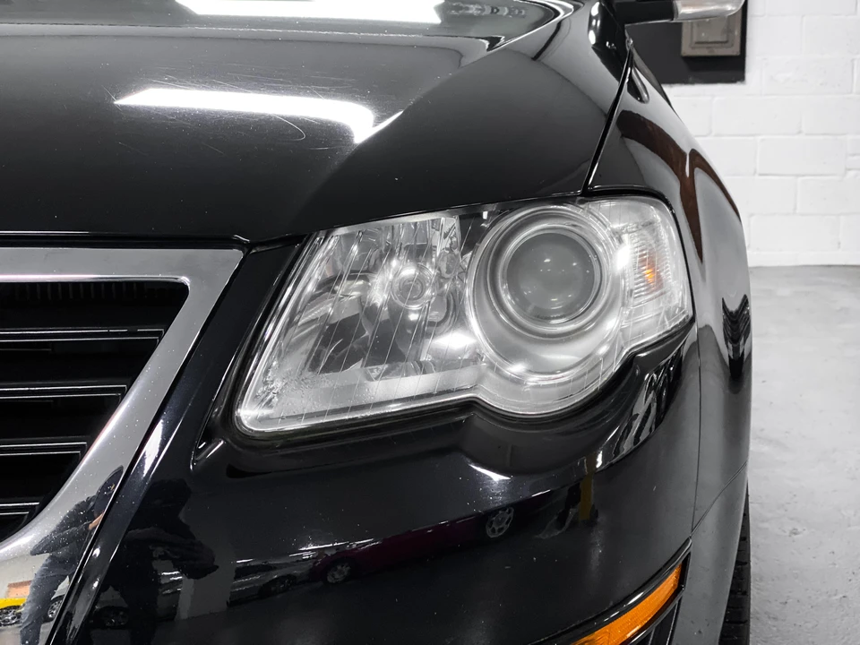 2010 Volkswagen Passat - Image 26 of 31