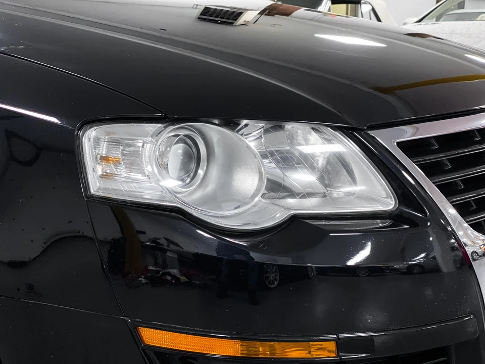 2010 Volkswagen Passat - Image 18 of 31