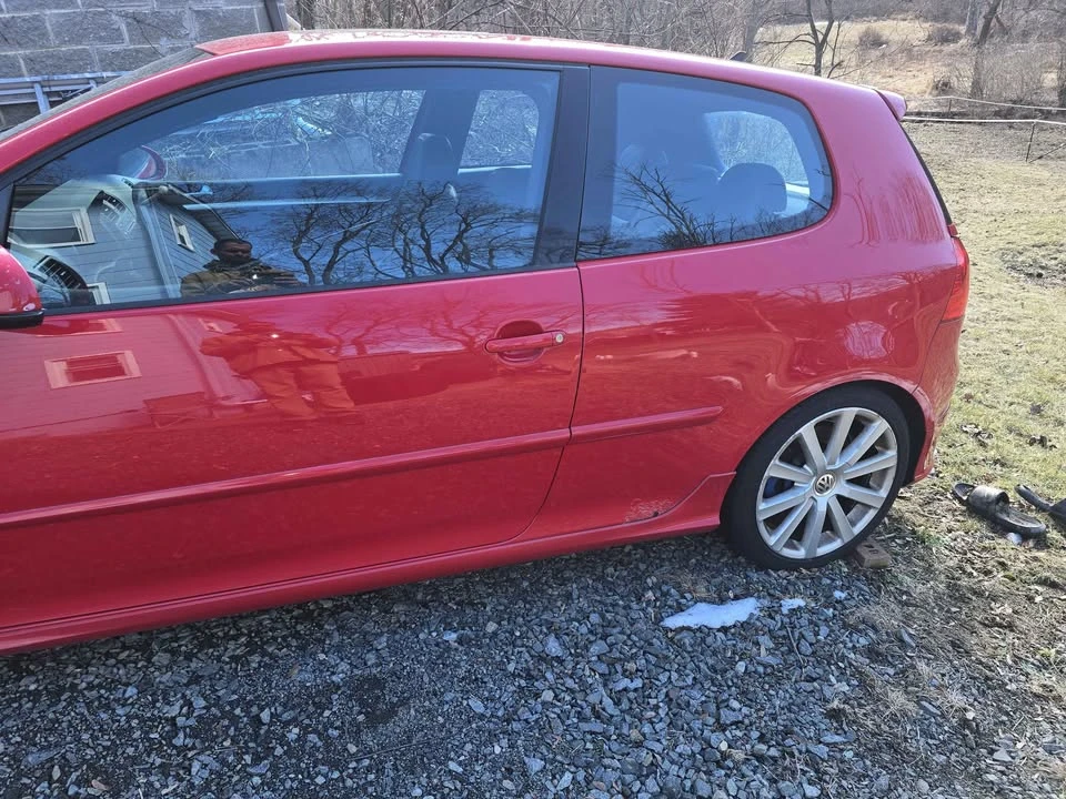 2010 Volkswagen R32 Mk5 - Image 3 of 4