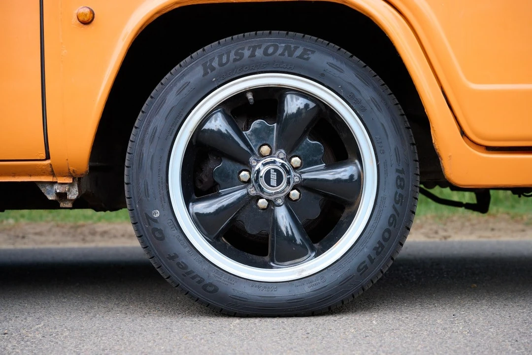 2010 Volkswagen Bay-Window Camper - Image 5 of 30
