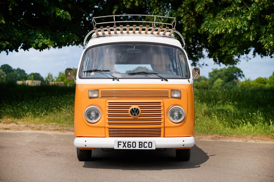 2010 Volkswagen Bay-Window Camper - Image 2 of 30