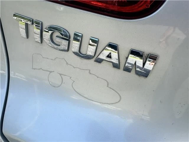 2010 Volkswagen Tiguan - Image 5 of 21