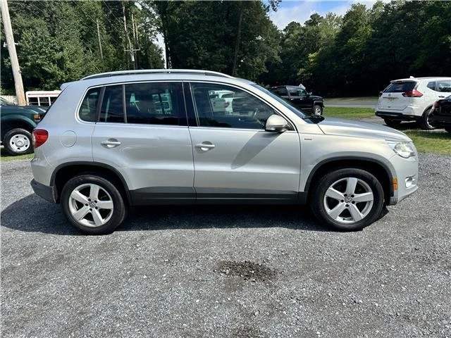 2010 Volkswagen Tiguan - Image 17 of 21