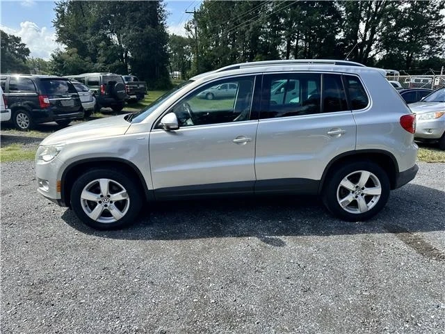 2010 Volkswagen Tiguan - Image 21 of 21