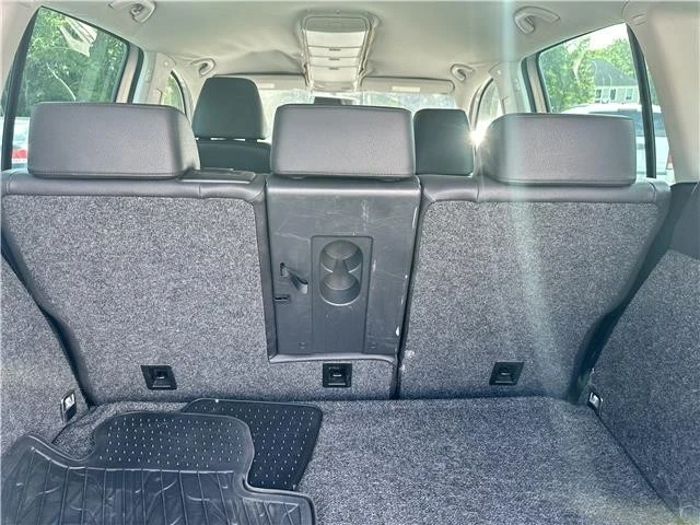 2010 Volkswagen Tiguan - Image 12 of 21