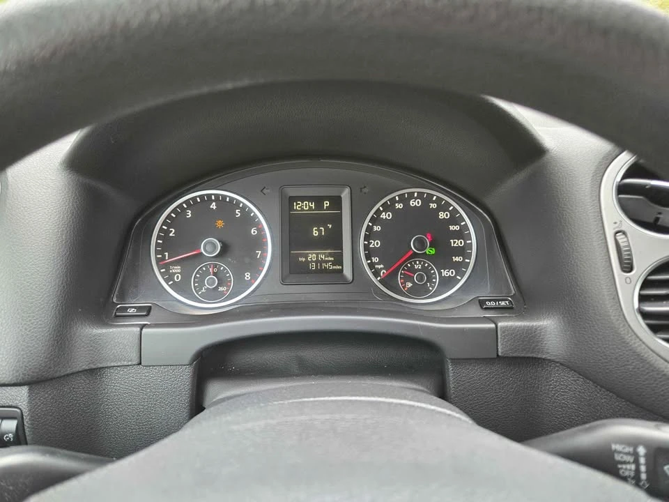 2010 Volkswagen Tiguan - Image 13 of 16