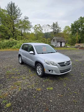 2010 Volkswagen Tiguan 2.0T SE 4MOTION