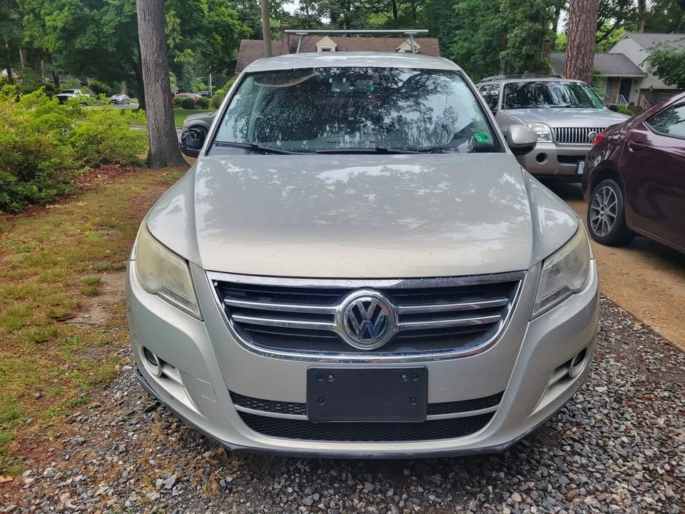 2010 Volkswagen Tiguan - Image 6 of 8