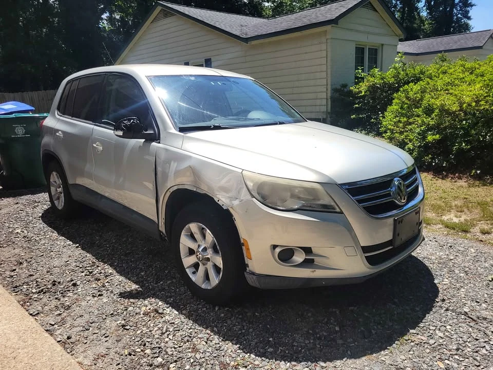 2010 Volkswagen Tiguan - Image 7 of 8