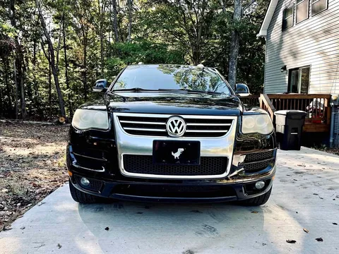 2010 Volkswagen Touareg TDI LUX Limited