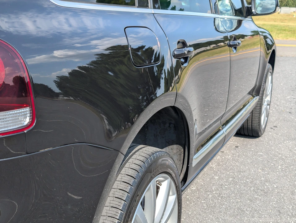 2010 Volkswagen Touareg - Image 22 of 31