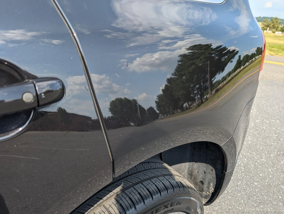 2010 Volkswagen Touareg - Image 28 of 31