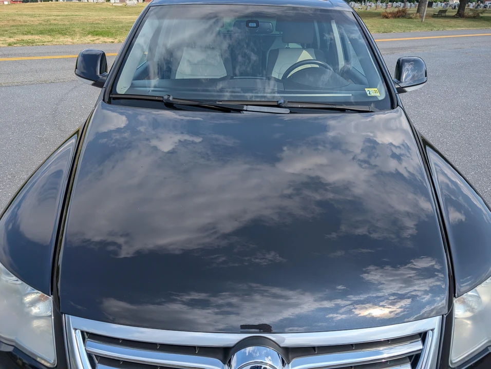 2010 Volkswagen Touareg - Image 15 of 31