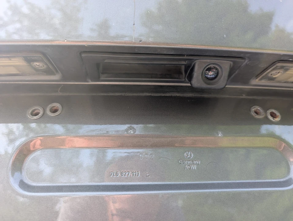2010 Volkswagen Touareg - Image 23 of 31