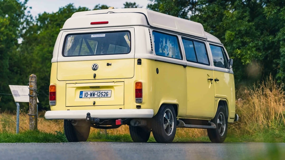 2010 Volkswagen Type 2 - Image 3 of 30