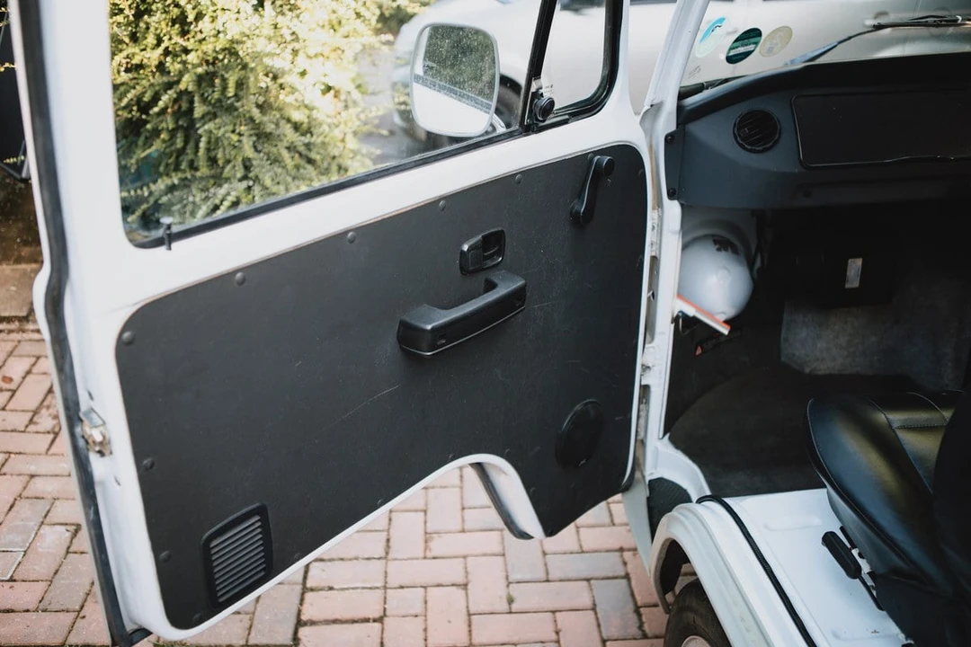 2010 Volkswagen Type 2 - Image 27 of 30