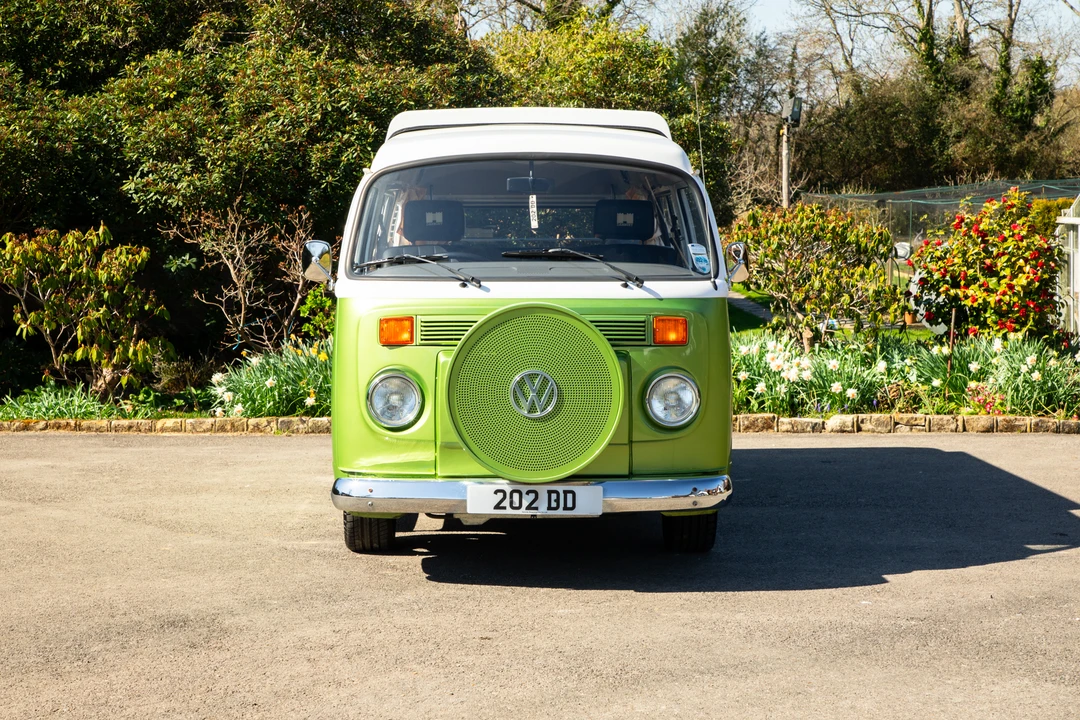 2010 Volkswagen Type 2 - Image 10 of 31