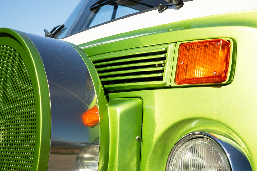 2010 Volkswagen Type 2 - Image 25 of 31