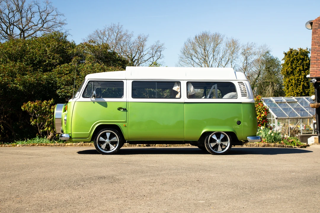 2010 Volkswagen Type 2 - Image 4 of 31
