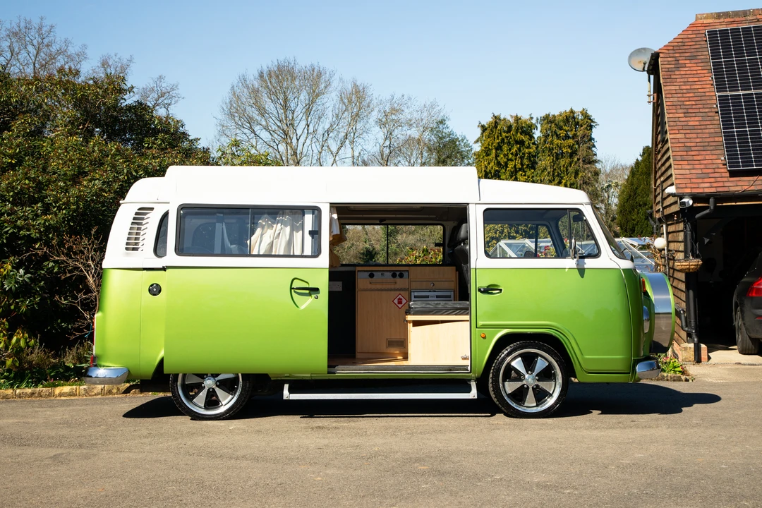 2010 Volkswagen Type 2 - Image 12 of 31