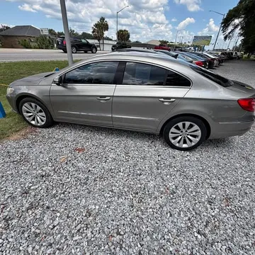 2010 Volkswagen CC Sport