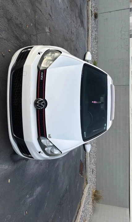2010 Volkswagen GTI Mk6 - Image 2 of 4
