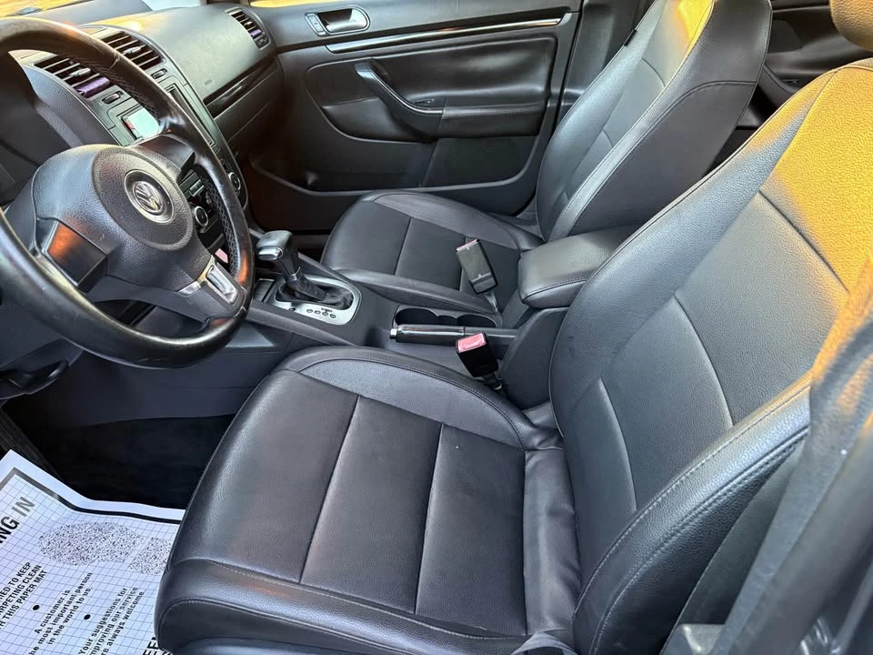 2010 Volkswagen A5 Jetta - Image 7 of 10