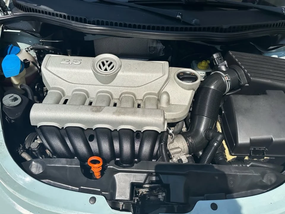2010 Volkswagen New Beetle - Image 12 of 12