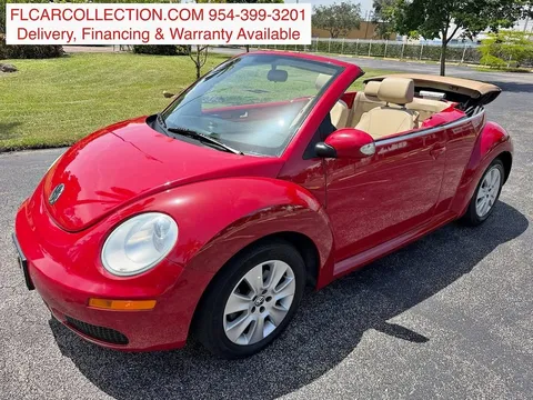 2010 Volkswagen New Beetle Convertible