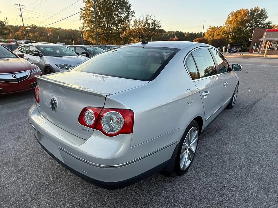 2010 Volkswagen Passat - Image 7 of 9