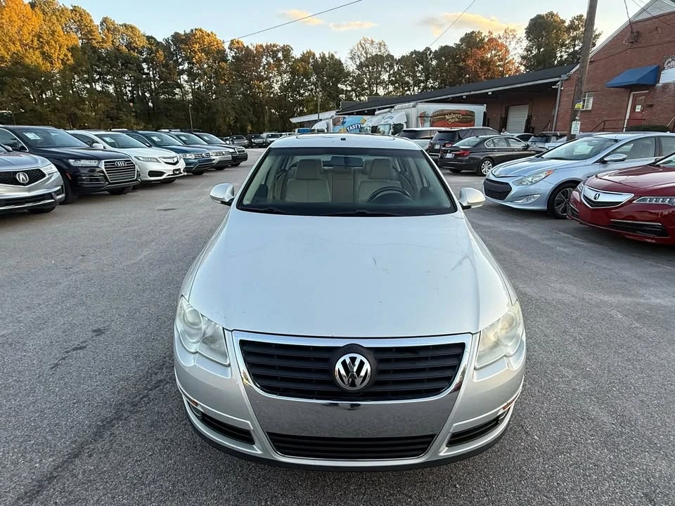 2010 Volkswagen Passat - Image 3 of 9