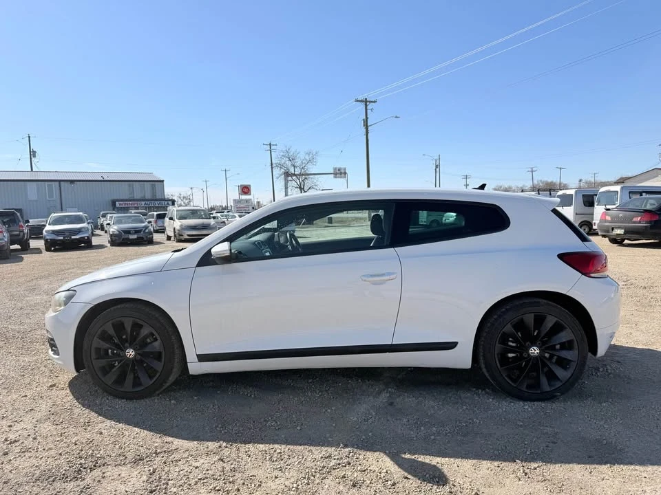 2010 Volkswagen Scirocco - Image 7 of 20