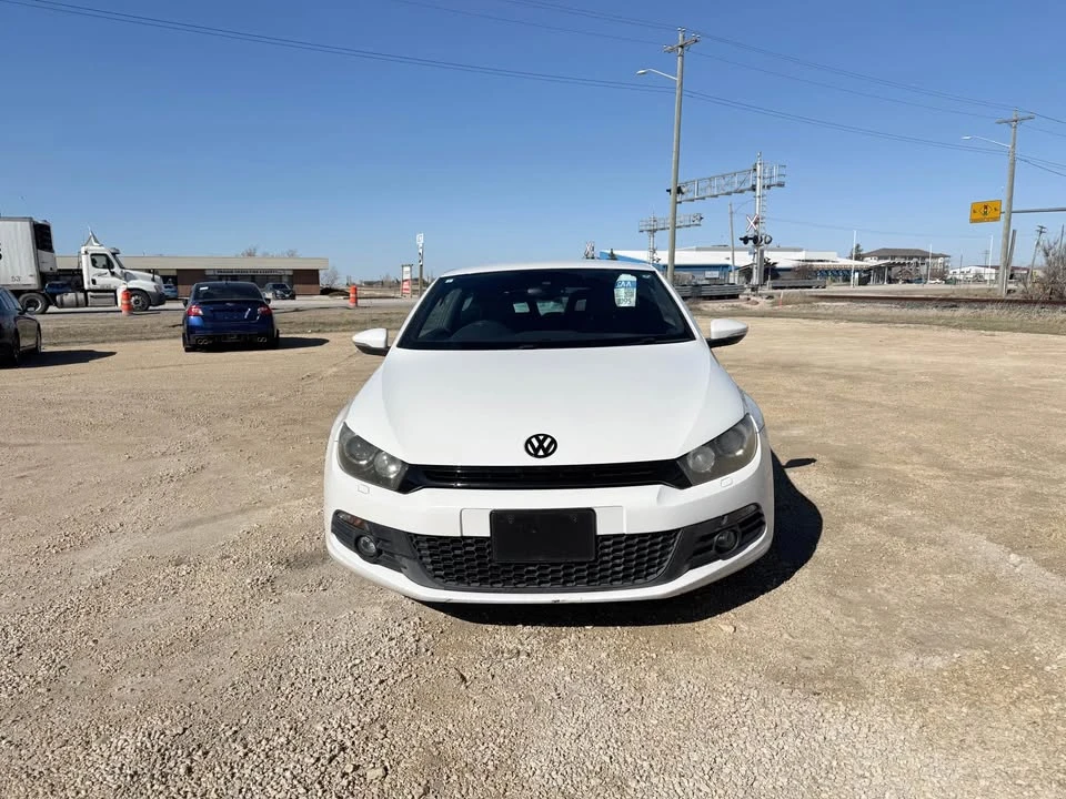 2010 Volkswagen Scirocco - Image 9 of 20
