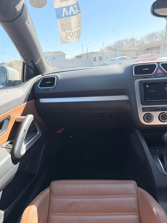 2010 Volkswagen Scirocco - Image 15 of 20