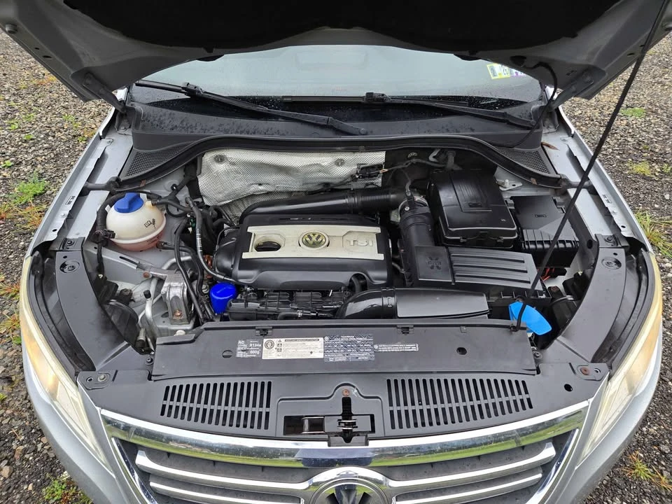 2010 Volkswagen Tiguan - Image 11 of 12