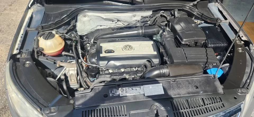 2010 Volkswagen Tiguan - Image 13 of 16