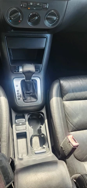 2010 Volkswagen Tiguan - Image 16 of 16