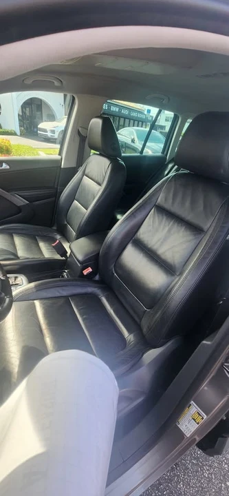 2010 Volkswagen Tiguan - Image 9 of 16