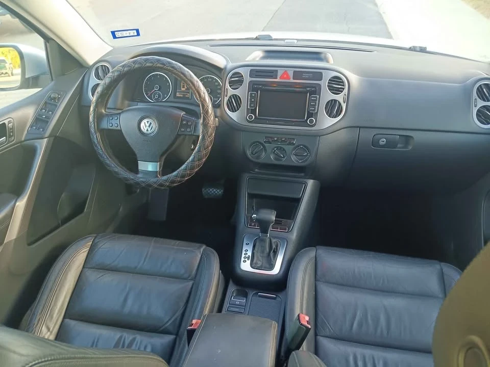 2010 Volkswagen Tiguan - Image 4 of 14