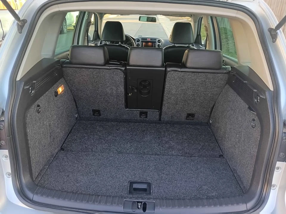 2010 Volkswagen Tiguan - Image 7 of 14