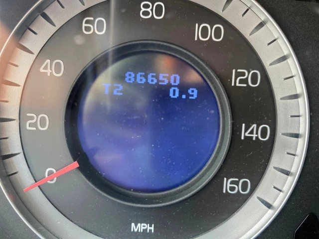 2010 Volvo XC60 - Image 19 of 22