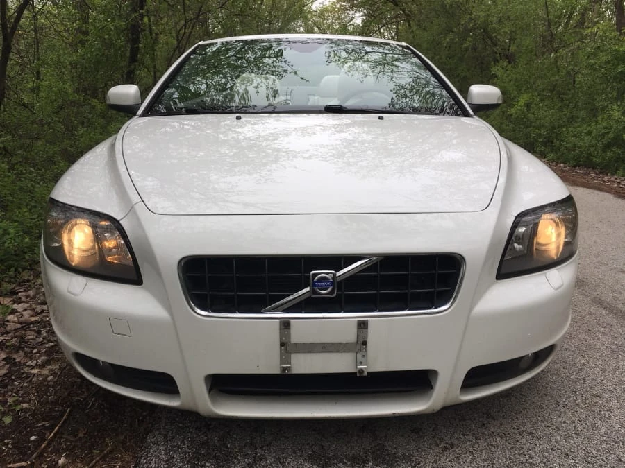 2010 Volvo C70 2nd Gen - Image 7 of 9