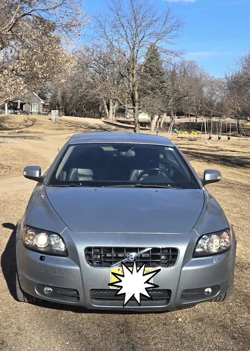 2010 Volvo C70 2nd Gen - Image 4 of 9
