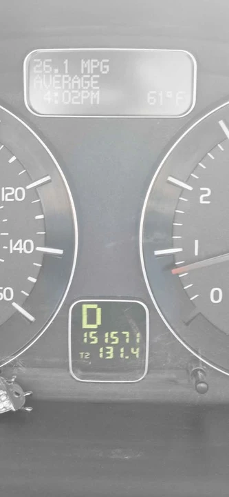 2010 Volvo C70 2nd Gen - Image 7 of 9