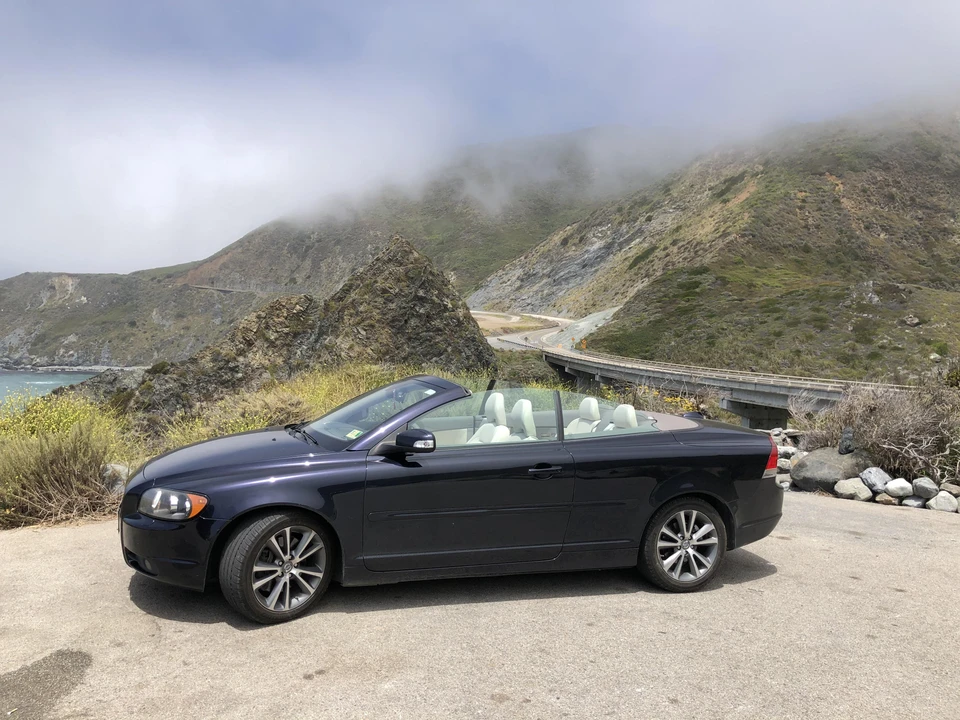 2010 Volvo C70 2nd Gen - Image 8 of 31