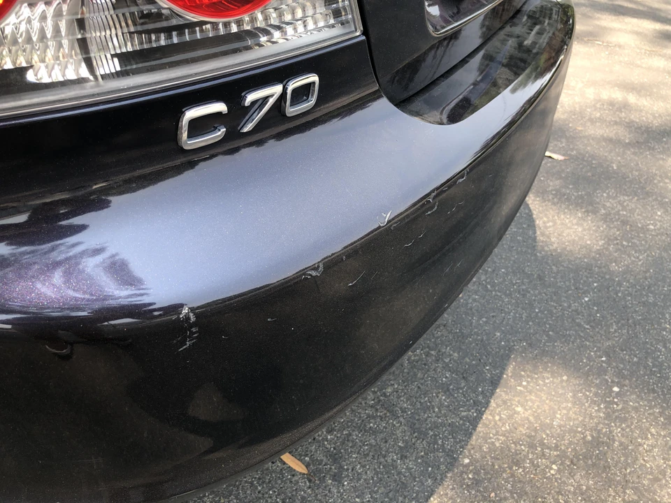 2010 Volvo C70 2nd Gen - Image 27 of 31