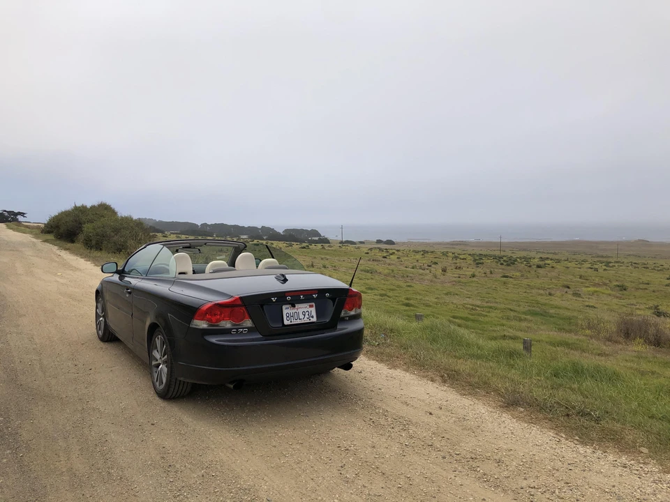2010 Volvo C70 2nd Gen - Image 15 of 31
