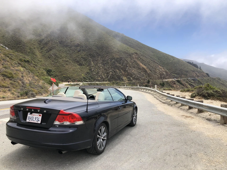 2010 Volvo C70 2nd Gen - Image 3 of 31